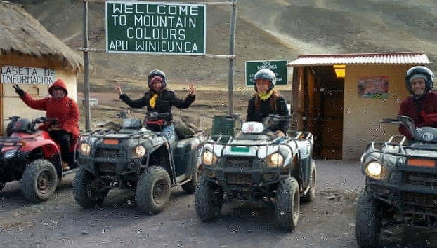 Tour della Montagna Arcobaleno in quad - Foto 4, A bordo dei quad