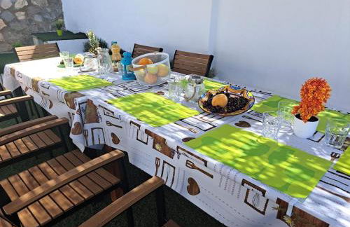 Magnificent villa: 2 private pools, BBQ, garden & parking. 13 per. In Padul - Foto 37