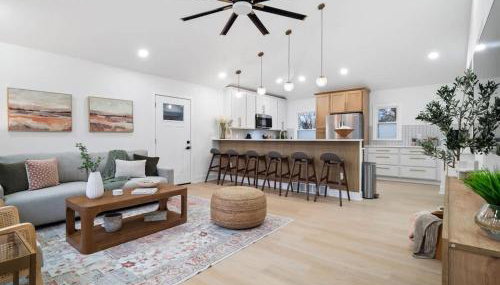 Luxurious Retreat with Sauna and Modern Design - Foto 1