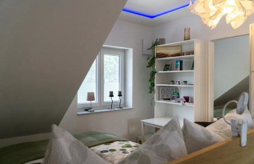 Komfort-Fewo mit Infrarotsauna & WLAN nahe Sorpesee - Haus am Krähenbach - Steinert - Photo 8