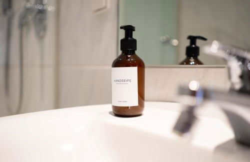 City Wohnung am Hbf mit 2 Schlafzimmern und Sky - Foto 30