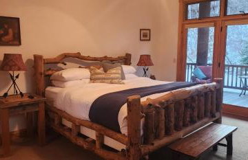 Sundance Spacious Vaulted Ceiling cabin, Hot tub, huge lawn - Foto 46