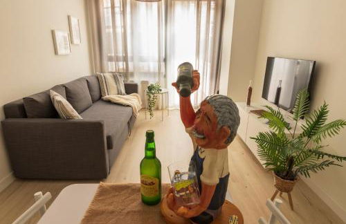 LA TERRAZA DE LA VEGA - Ubicación inmejorable , wifi , terraza y parking gratuito - Foto 6