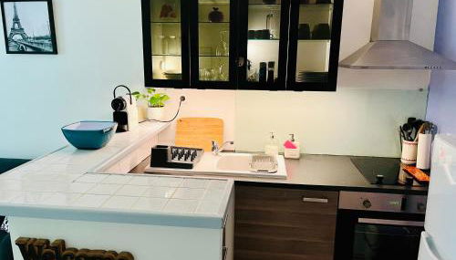 Wendy family flat with calm courtyard 3min for metro Paris in 10 mins - Foto 2