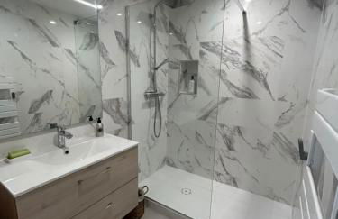 Corniche - Petite Vue Mer - Terrasse - Parking Privé - Bénodet - Foto 16