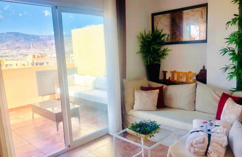 ÁTICO DELUXE entre CENTRO y PLAYA Salinas con TERRAZA, WIFI, PISCINA climatizada, GYM, SAUNA y GARAJE -Smart TV - Foto 22