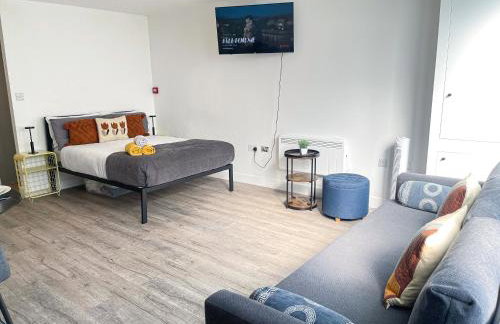 Fully-Furnished Studio Apt in Islington with Wi-Fi near Angel, Kings Cross & Upper Street by NourNest Apartments - Foto 9