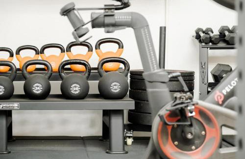 Luxury Central Mayfair Townhouse with A/C 3BR 3BA - Photo 27