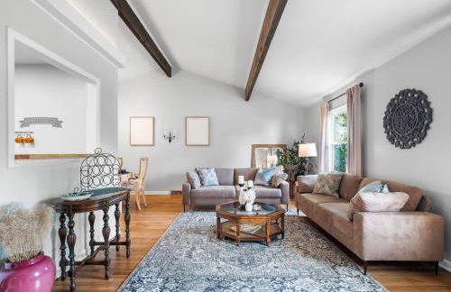 Large Remodeled 4 Bed 3 Bath Secluded With Hot Tub - Foto 9