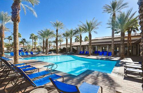 Luxury 1BR Suite Living Room, Patio, Fp & Kitchen, 12 pools -Legacy Villas - Photo 40