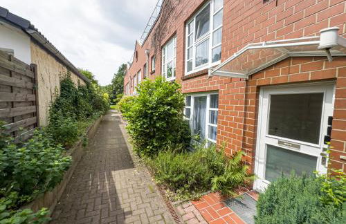 ImmoStay G#1 Ferienhaus - Parken & WiFi, 2 Balkone und 2 Bäder,4K - Foto 6