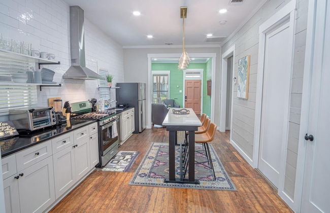 Comfy and Incredible Fenced 2BR 2 BA Near Downtown - Foto 9