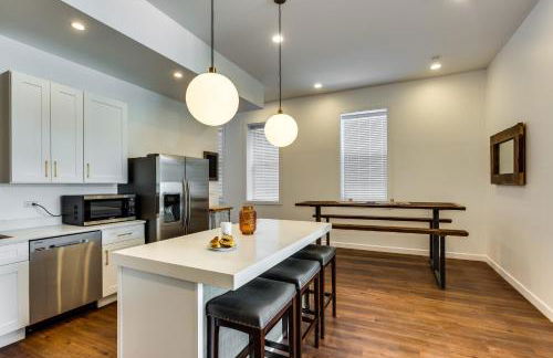 Converted Store Front Home Lets You Live Like a Local in the Heart of it All! condo - Foto 13