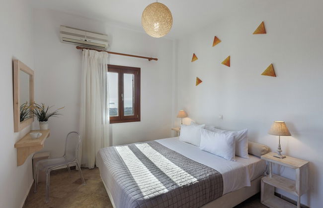 Zatrikion Villas Santorini - Photo 18