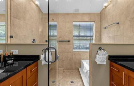 Sun, Fun & Summer Getaway - TownHome by Disney! - Photo 29