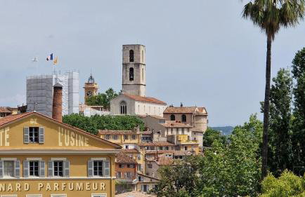 Maison conviviale avec jacuzzi à Le Bar-sur-Loup - Foto 12