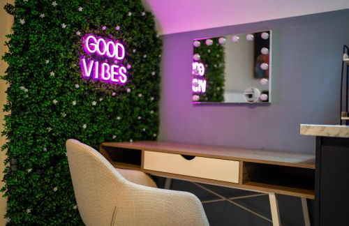 Upbeat Jungle Loft Apartment - Foto 5