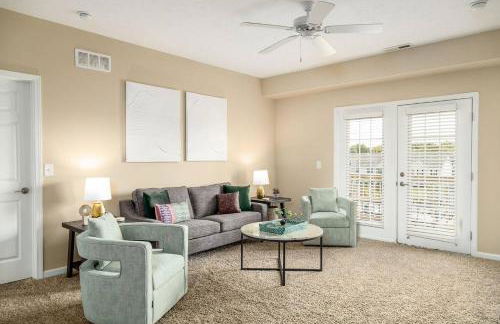 The New Albany Perch Top Floor Pet-Friendly! - Foto 3