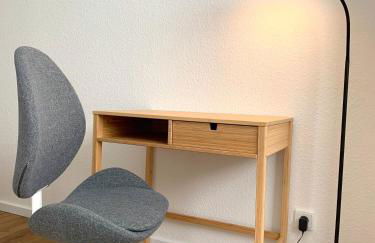 Alles komplett - 2 Schlafzimmer, große Küche, Bad - Photo 12