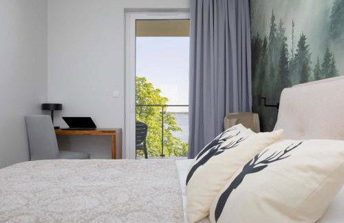 Modern Apartment by the Lake with Parking & Sauna in Zegrze by Noclegi Renters - Foto 19