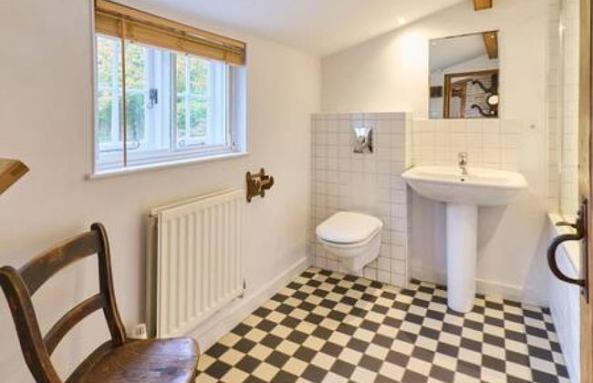 Host Stay The Bell House - Foto 17