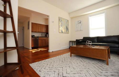 Stylish Apartment in Malden 20 Min from Boston #2 - Photo 10