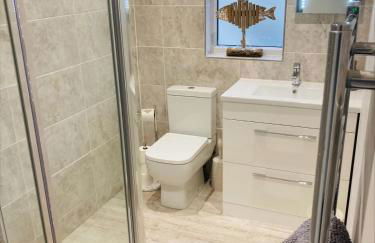 The Bluebell Porthmadog - Photo 5