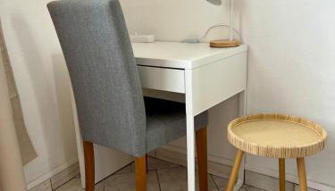 ValenStay - T2 Pro - Fibre & Bureau - Tram Gare - Foto 4