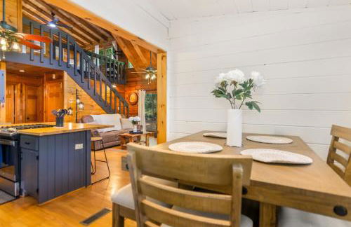 Downward Dog Lodge - Mountain Yoga Retreat, Hot Tub & Pet-Friendly Escape - Foto 22