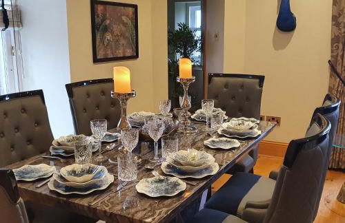 DOLLARBEG CASTLE - The Tower - Luxury Apartment - Foto 16