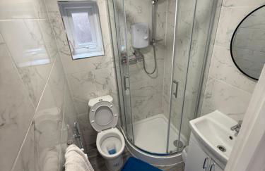 Ground Floor Apartment with Private Garden - Near Victoria Park - Foto 26