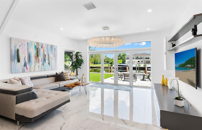 Amazing 7 BR Villa With Heated Pool Near the Beach - Foto 20