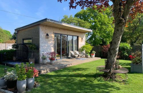 Cedar Cabin - Photo 1