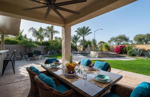 Coachella Play - 6BR Multi-Gen Fun Zone and Retreat with free heated pool - Foto 8