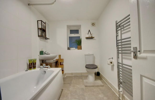 Southsea Apartment-Parking-Pool-Hot tub - Foto 17