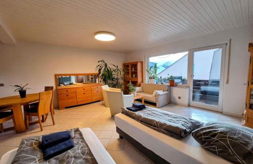 Geräumige Wohnung mit 4 Betten und Balkon - Foto 1