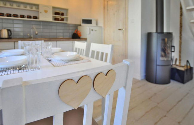 Holiday Home in Rusinowo Near Quiet Beach - Photo 10