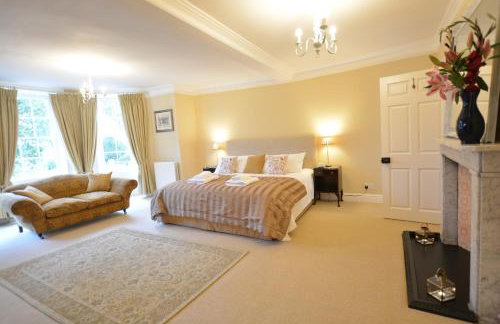 Henstead Hall - Photo 6