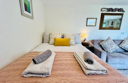 Romantic Cabin Retreat on 50-Acre Suffolk Farm - Foto 15