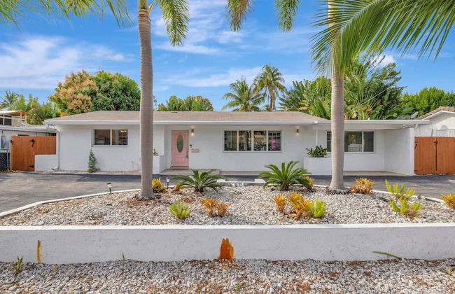 Poolside Paradise Dock & Pool! - Foto 44