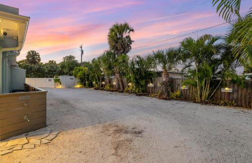 Boutique Vacation Rental Complex at Beach - Foto 30