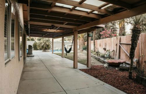 Stunning Home with Pool, Game Room and Firepit - Photo 16