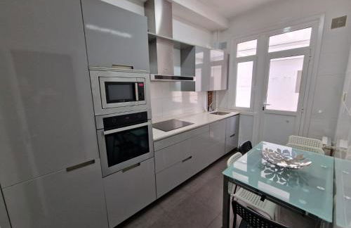 Amplio y céntrico piso con patio. - Foto 29