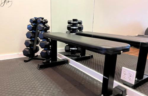 Getaway Villa- 3 mins to Mohegan- Fully Stocked with Two Full Beds & Fireplace- Jacuzzi, Saltwater Pools, Sauna - Foto 30