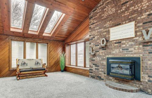 Woodburn Group Getaway Endless On-Site Fun! - Foto 20