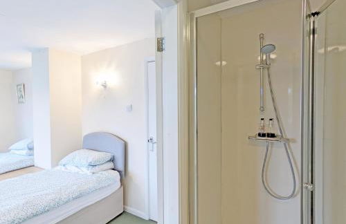 Still Waters, Emsworth - Photo 19