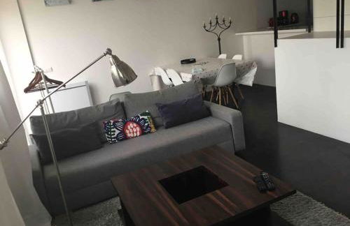 Loft-Maison de ville-Parking-Famille Pas de fête - Foto 13