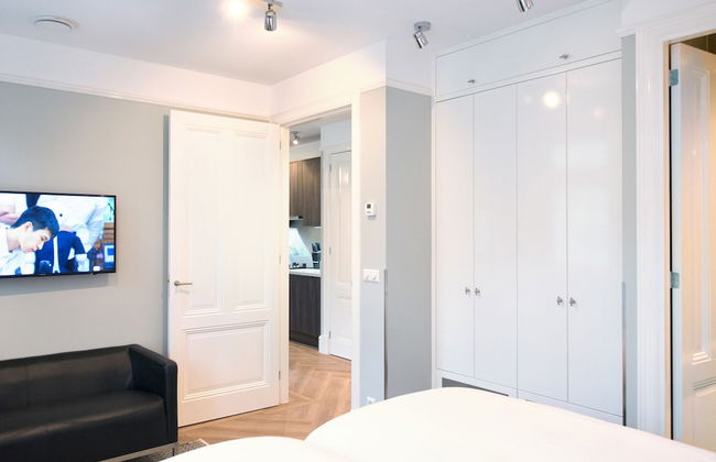 BizStay Park Central Executive - Photo 30