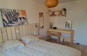 Plein cœur centre historique de Charlieu avec parking et garage vélo moto - Foto 11