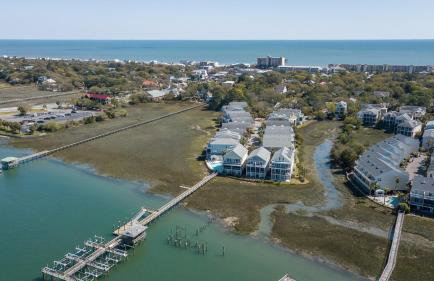 Water's Edge 103 - Bright 3BR/3BA Townhome - Pool - Fishing Dock - Foto 36
